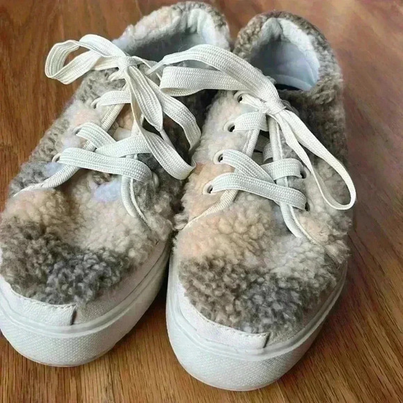 Toms Lace up lug brown multi faux shearling plaid shoes- US womens size 7 - Picture 4 of 10